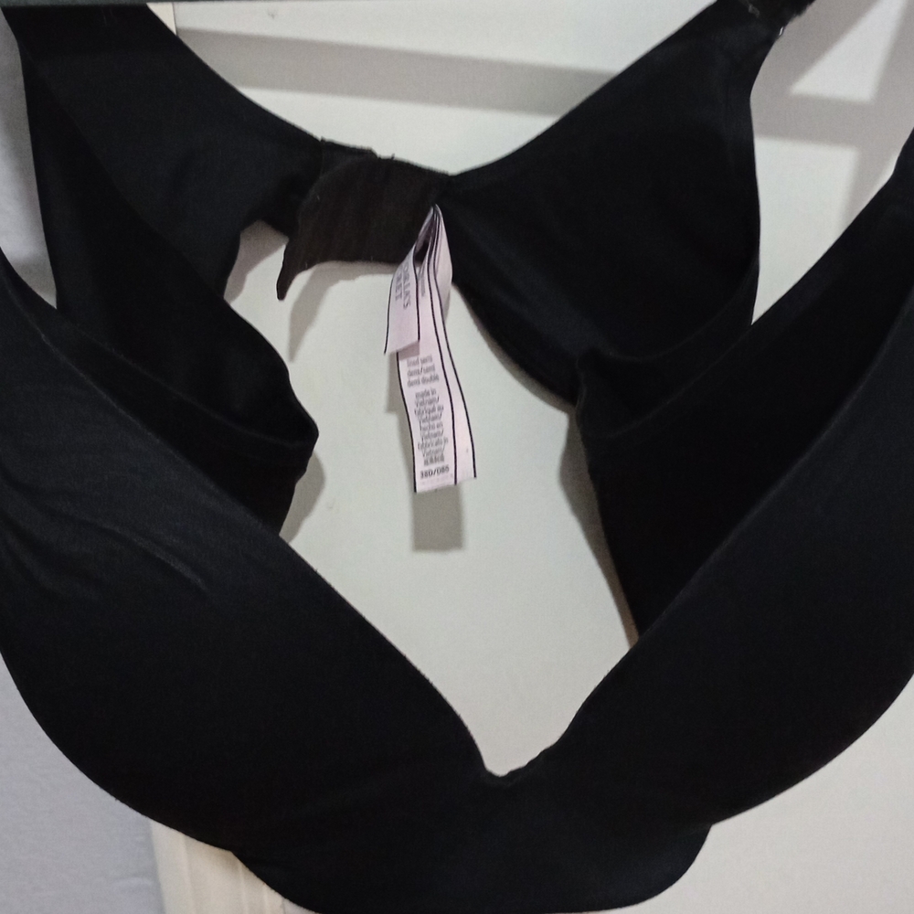 Victoria's Secret Black Bra - Picture 5 of 5